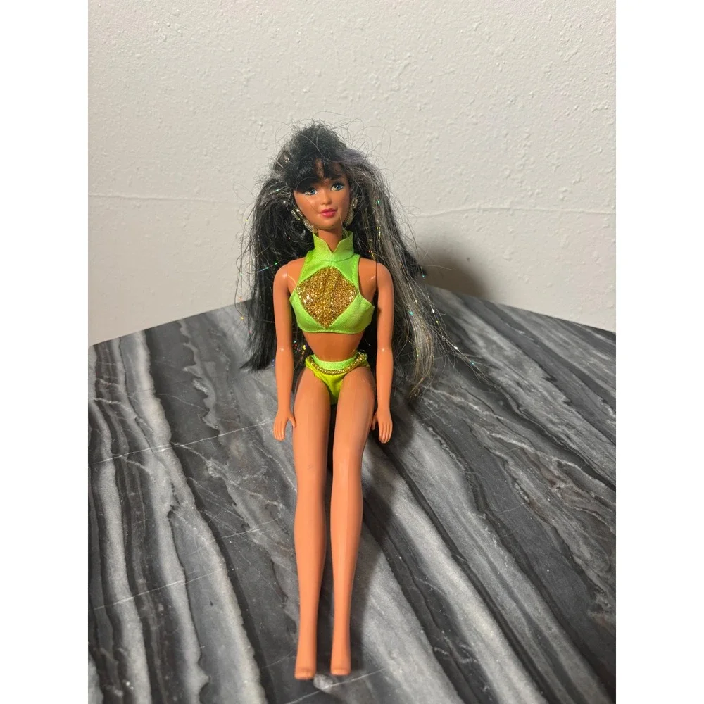Vintage 1986 Mattel Barbie Doll Black Tinsel Hair Neon Green Gold Crop‎ Top 80s
